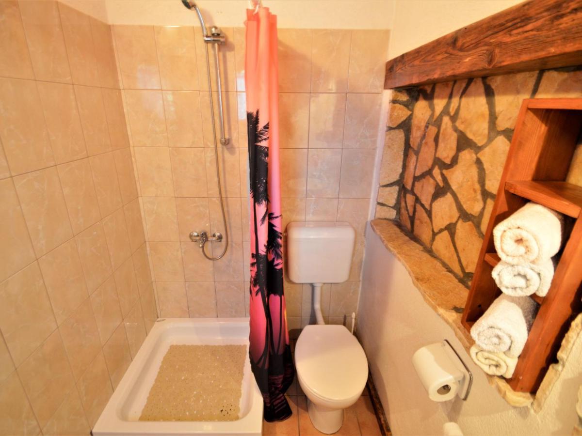 Holiday Home Cekic - Roj506 By Interhome Sosici Eksteriør bilde